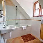 Guest house Onyx 3*