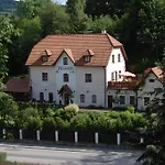 Guest house Onyx