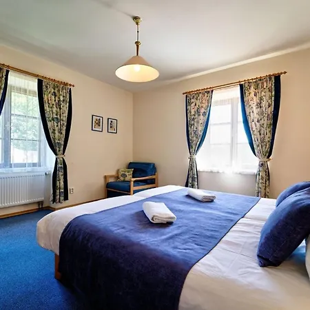 Onyx Guest house 3*